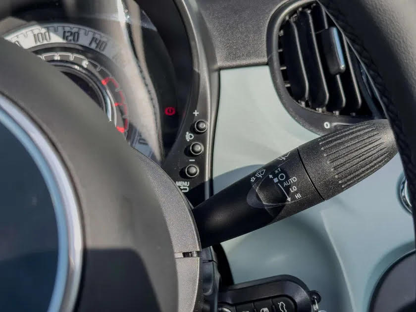 FIAT 500 1.0 Hybrid 70cv Dolce Vita - 06/2024 - 23.983 km - Blu